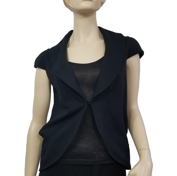 Alice + Olivia Jackets & Coats Alice Olivia Black Cap Sleeve Jacket